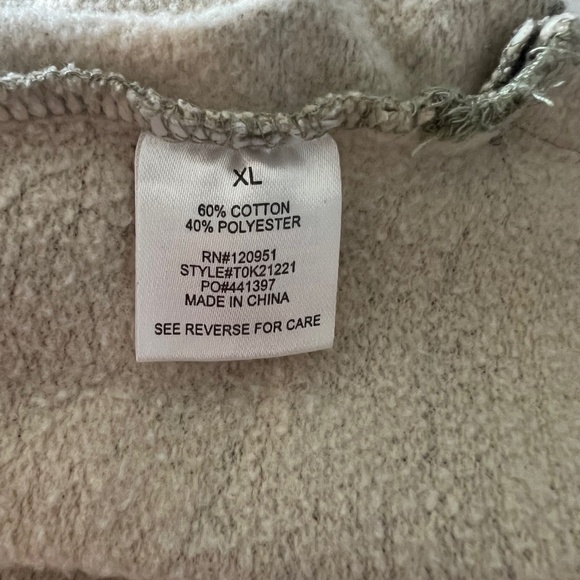 Hippie Rose Lightweight Crewneck Camouflage Sweatshirt Sz XL - Picture 8 of 8